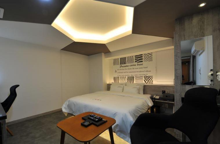 Ytt Hotel Nampo Μπουσάν Εξωτερικό φωτογραφία