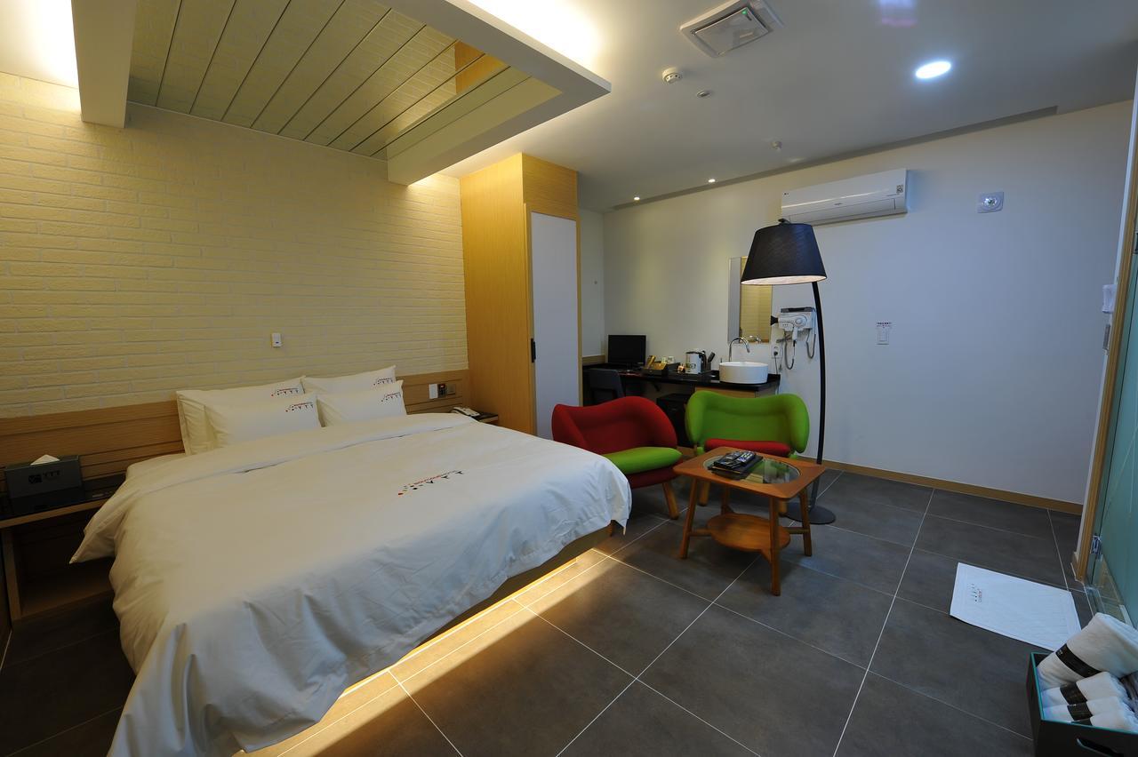 Ytt Hotel Nampo Μπουσάν Εξωτερικό φωτογραφία