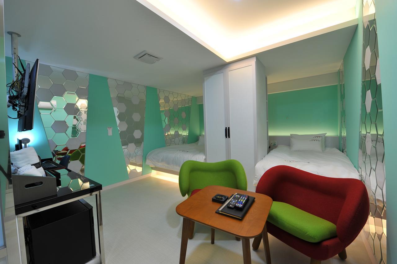Ytt Hotel Nampo Μπουσάν Εξωτερικό φωτογραφία