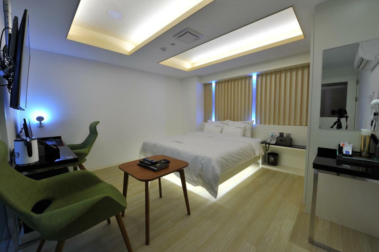 Ytt Hotel Nampo Μπουσάν Εξωτερικό φωτογραφία